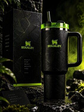 New Stanley Halloween “Web Glow” 40oz Quencher H2.0 Flowstate Tumbler